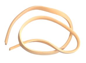 foam polster strip in 6 en 8mm t.b.v. het maken van zachte rand aan de boord van een schoen, Lengte 91cm.