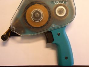 Automaat voor rits tape
