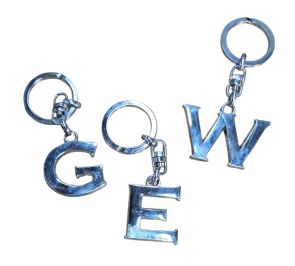 Sleutelhanger letters GROOT, mat en glans, nikkel
