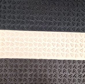 vibram 7132 megalug 5mm 90x60 zwart en moresco