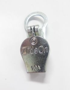 Zlide-on trekkers